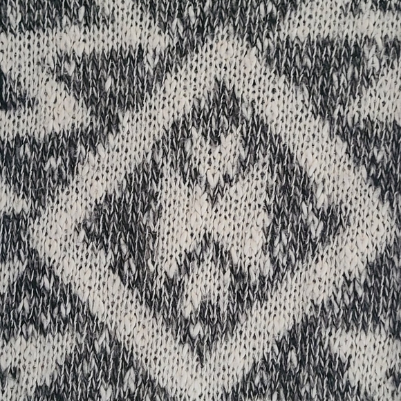 Comfy knit sweater - Picture 2 of 3